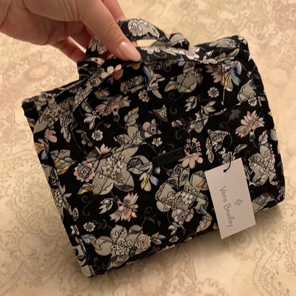 Vera Bradley Quilted Floral Makeup/Jewelry Travel Case - Picture 5 of 11